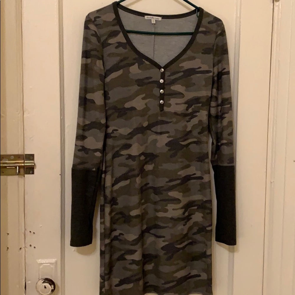 Charlotte camouflage green dress